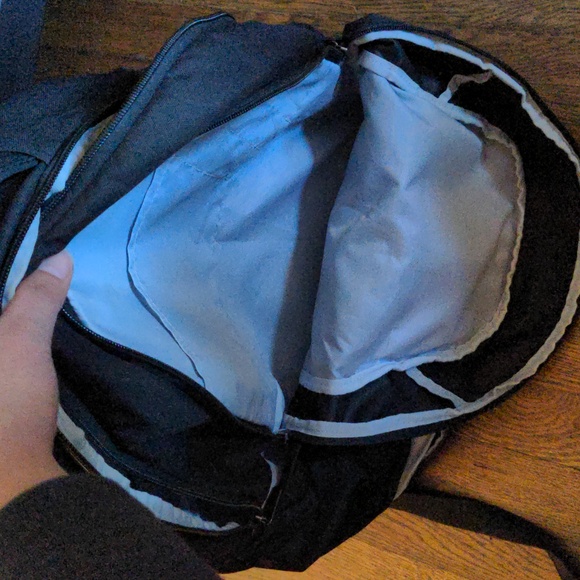 MAKE ANY OFFER! (2) BAGS Under Armour Hustle 5.0 Backpack & Storm Duffle Bag - Picture 7 of 11